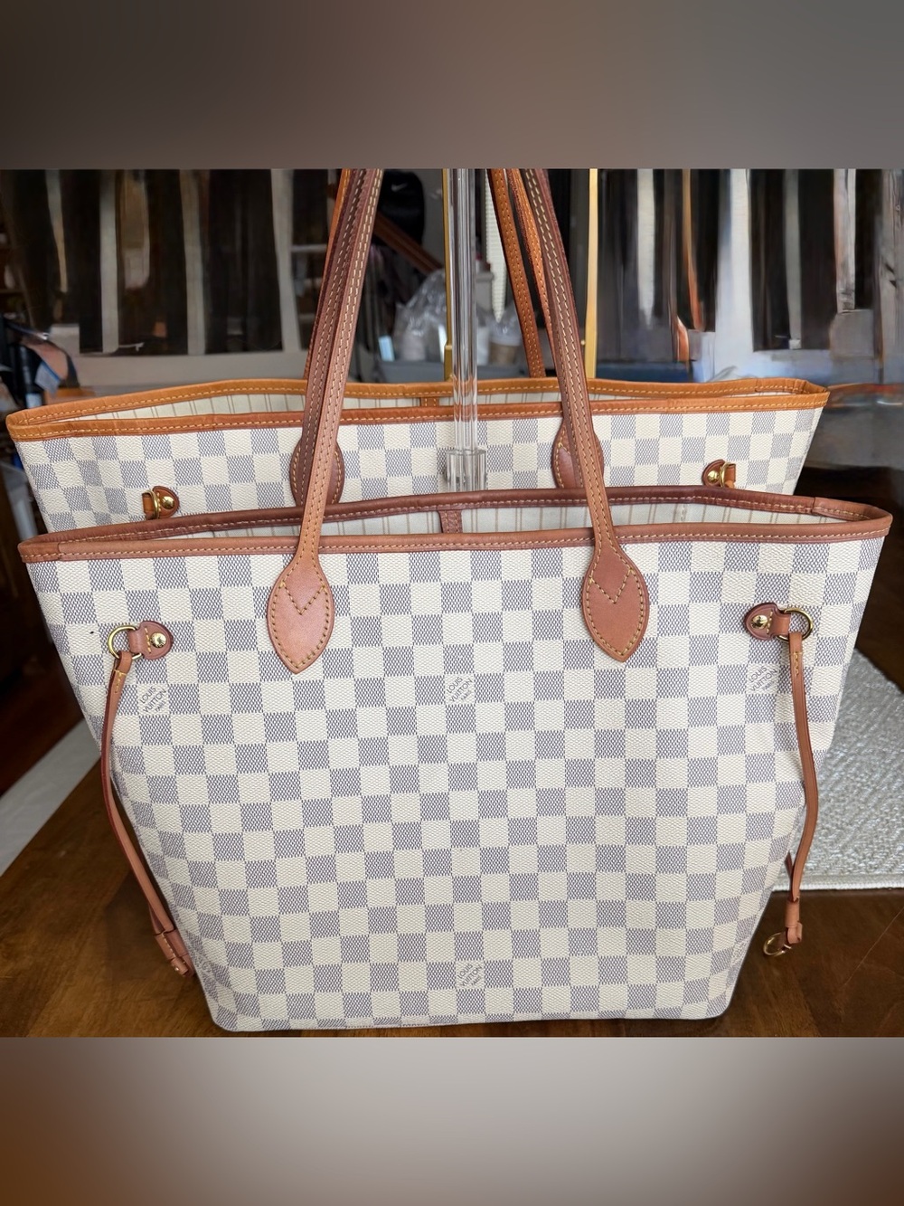 Louis Vuitton MM LV Neverfull cream damier. Medium size only